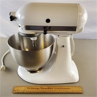 Kitchen Aid Classic Mixer - Works