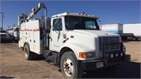 2000 INTERNATIONAL 4700 SERVICE TRUCK