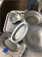 ALUMINUM BOWLS AND TRAYS
