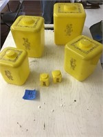 YELLOW PLASTIC CANISTER SET, S AND P SHAKER