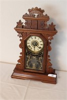 Oak kitchen mantle clock