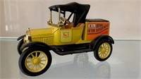 Ertl Home Hardware 1918 Ford Model T Runabout Bank