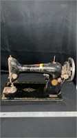 Vintage singer sewing machine, not tested no