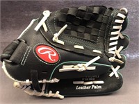 RAWLINGS JUNIOR WFP115MT BALL GLOVE.  FOR RH