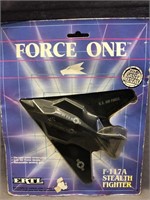 NIP ERTL DIECAST AIR FORCE F-117A STEALTH FIGHTER