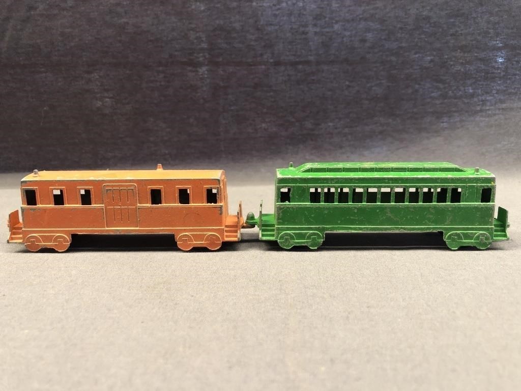 VINTAGE DIECAST MIDGETOY TRAIN CARS.  PASSENGER