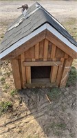 3’x4’ doghouse