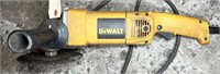 DeWalt DW840 angle grinder, powers up