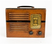 Vintage Emerson Wood Case Tube Radio