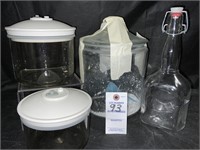 ANCHOR HOCKING GLASS CONTAINER W/ SNAIL SEALERS