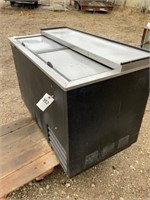 True Beverage Cooler, Model TD-50-18