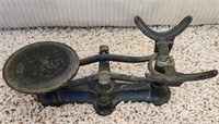Vintage Cast Iron Scale w/ Tin Pan & Weights