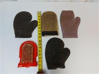 5 Wash / Grooming Mitts
