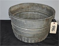 Vintage galvanized apple tub, 17" dia