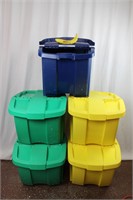 11 Suncast Colorful Plastic Recycling Bins