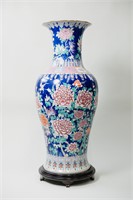 Large Chinese Porcelain Vase on Stand