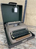 1949 Smith Corona sterling typewriter - a little