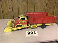 Vintage Wyandotte Construction Loader Dump Truck