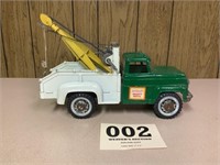 Vintage Hubley Mighty Metal Tow Truck Made in