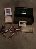 Fishing lures and small boxes