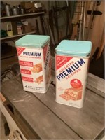 2 metal saltine containers