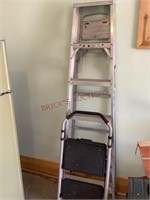 Ladder & Step Stool