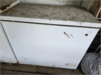 General Electric 3 ft Chest Deep Freezer