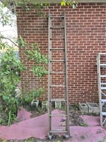 10ft tall wood ladder