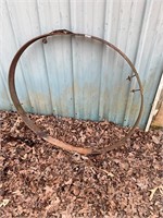 Vintage wagon wheel ring- steel- sizes in pics
