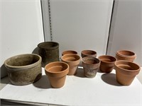 Lot: clay flower pots