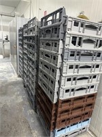 22 Bakers Storage/Transport Trays with Storage