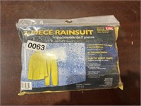 2 PIECE RAIN SUIT L / XL RETAIL $19