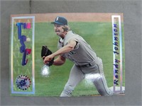 1996 Topps Randy Johnson Baseball Card