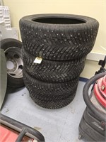 STUDDED SNOW TIRES 285/45R22