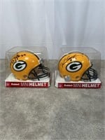 Packer mini helmet signed by Ryan Grant and Packer