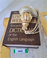 The Living Webster Encyclopedia Dictionary