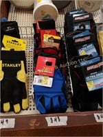 (4) Pairs of Gloves (#848)