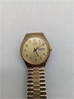 Citizen Quartz Gold Coloured Wrist Watch Working