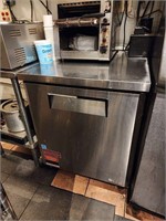 TURBO AIR 28" SELF CONTAINED REFRIGERATED LOWBOY