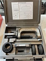 Ball joint service tool set