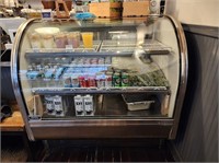 4' SELF CONTAINED REFRIGERATED DELI CASE CURVED