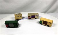 4 matchboxes number 17,40, 40, pony trailer