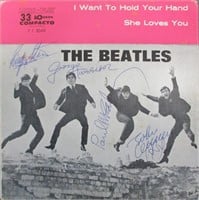 The Beatles: Signed 33 Compacto Record Cover