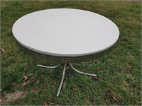 4 person retro looking dining table