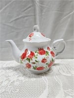 Teapot With Roses