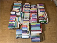 Large Assortment of Debbie Macomber Chapter Books