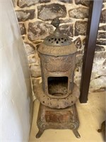 Seneca Oak 1149 Ornate Cast Iron Parlor Stove