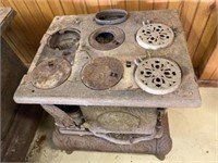 Ornate Cast Iron 6-Plate Cook Stove