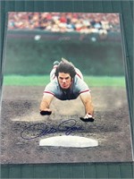 PETE ROSE SIGNED 11X14 PHOTO W/ CERTIFICATION