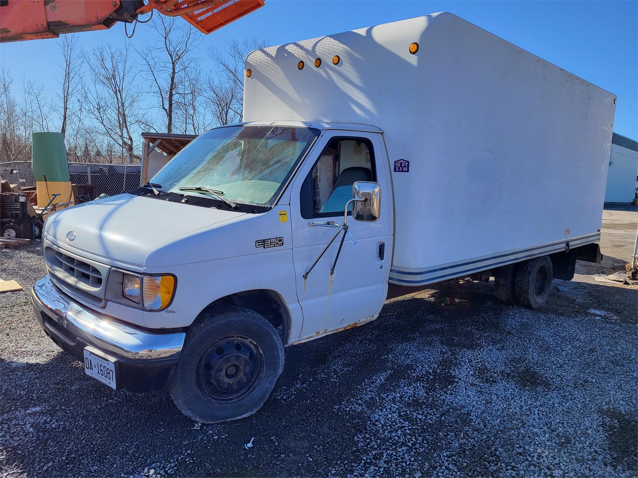 2001 Ford E350 Cube Truck Super Duty